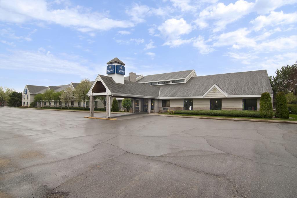 Boarders Inn & Suites By Cobblestone Hotels - Faribault Exterior photo